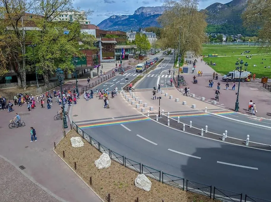 L'Instant Paquier 3 Etoiles - Vieille Ville, Face Au Lac, 6 Personnes Annecy 0*,  France