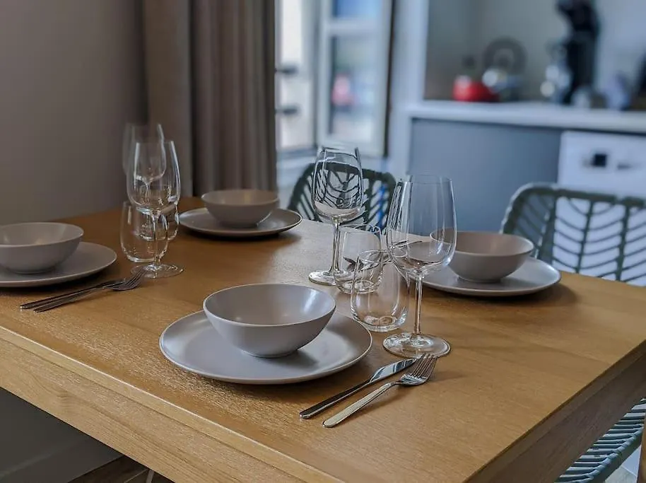 L'Instant Paquier 3 Etoiles - Vieille Ville, Face Au Lac, 6 Personnes Annecy Apartment