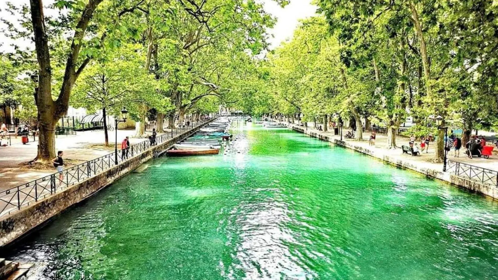 Apartment L'Instant Paquier 3 Etoiles - Vieille Ville, Face Au Lac, 6 Personnes Annecy